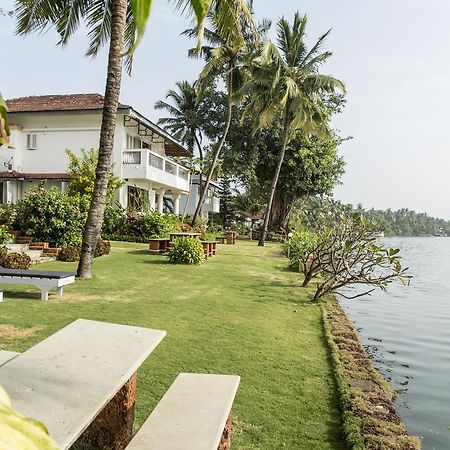Shikara Beach Resort Кавелоссим Экстерьер фото