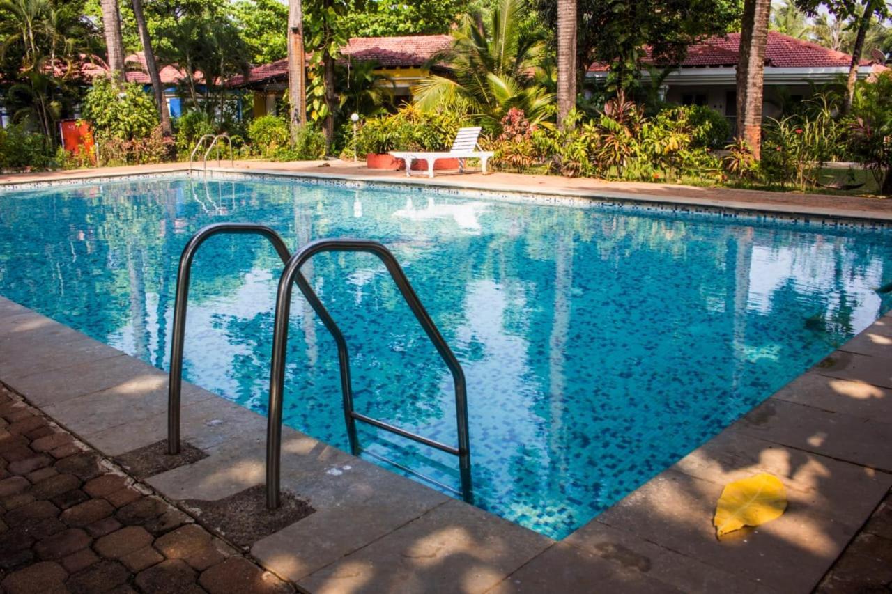 Shikara Beach Resort Кавелоссим Экстерьер фото