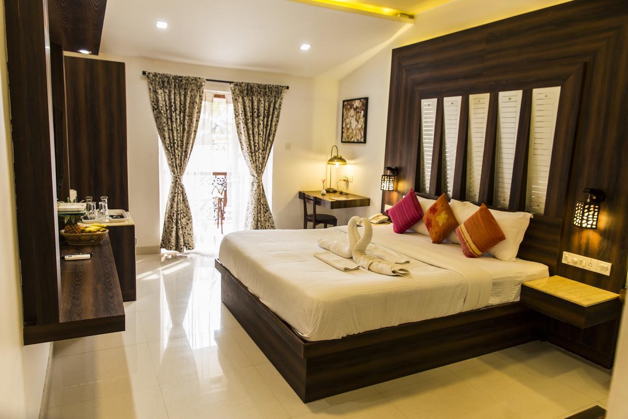 Shikara Beach Resort Кавелоссим Экстерьер фото